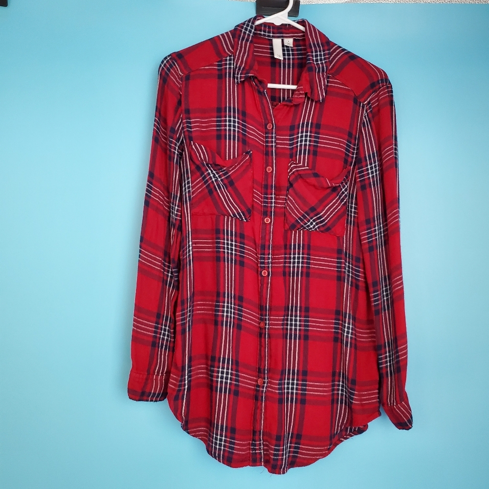 BP Flannel Shirt Size Small Red Plaid Long Sleeve Button Down